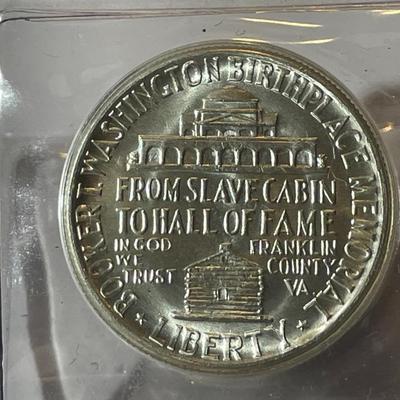 BOOKER T. WASHINGTON 1947-P/D/S 3-COIN SET IN CHOICE BU CONDITION COMMEMORATIVE HALF DOLLARS AS PICTURED.