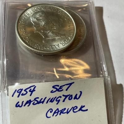 WASHINGTON/CARVER 1954-P/D/S 3-COIN SET IN UNCIRCULATED CONDITION COMMEMORATIVE HALF DOLLARS AS PICTURED.