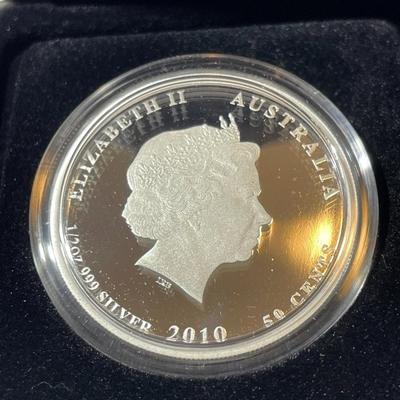 Australian Bush Babies SUGAR GLIDER 2010 Proof Colorized 1/2 Ounce .999 Fine Silver Coin Limited to 10,000 as Pictured.