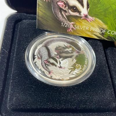 Australian Bush Babies SUGAR GLIDER 2010 Proof Colorized 1/2 Ounce .999 Fine Silver Coin Limited to 10,000 as Pictured.