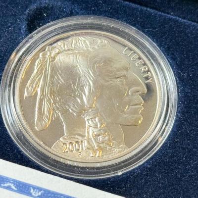 2001 Smithsonian American Buffalo 2-Coin Proof & UNC Silver Dollar $1 Set in Original Packaging w/Paper.