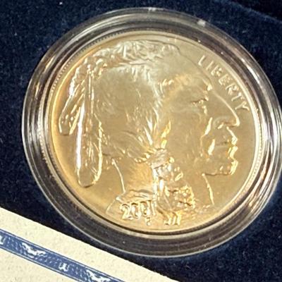 2001 Smithsonian American Buffalo 2-Coin Proof & UNC Silver Dollar $1 Set in Original Packaging w/Paper.
