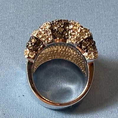 Vintage Large Black & White Crystal Dome Ring Size 8.25 in Nearly New Hardly Worn Condition.