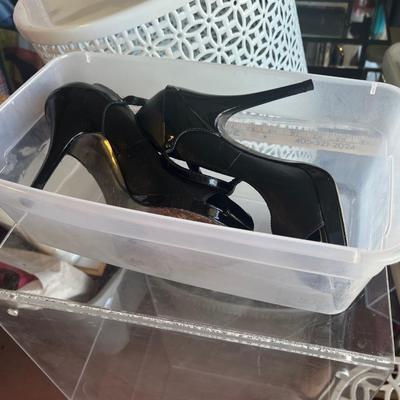 Marciano stilettos size 8