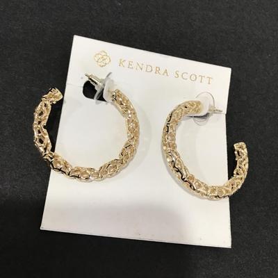 Kendra Scott, Maggie, medium hook earrings