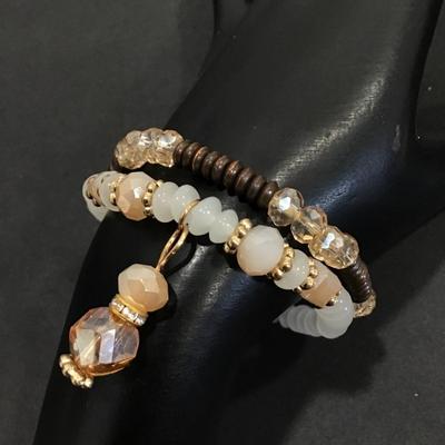 Beautiful crystal stretch bracelet