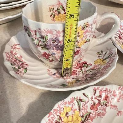 Copeland Spode Fairy Dell Dinnerware Tea Set - 26 Pieces