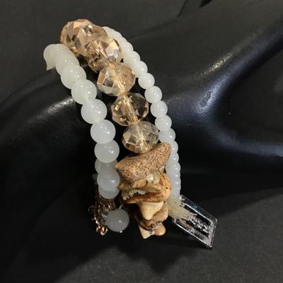 Crystal and bead stretch bracelets