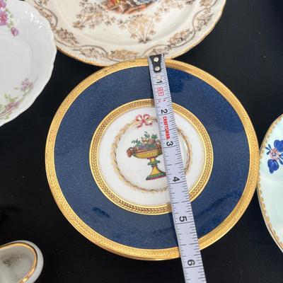 Vintage Porcelain China Lot - Commissioned Porcelain, 22 K Gold,
