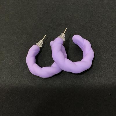 Cute pastel purple hoop chunky earrings