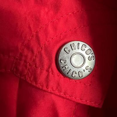 Women’s Coat Lot Size L-XXL + 2 Hats