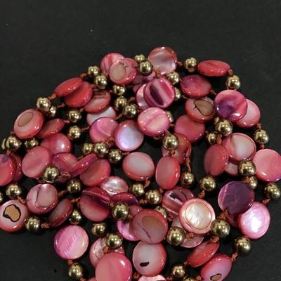 Beautiful pink Shell Necklace and earring set