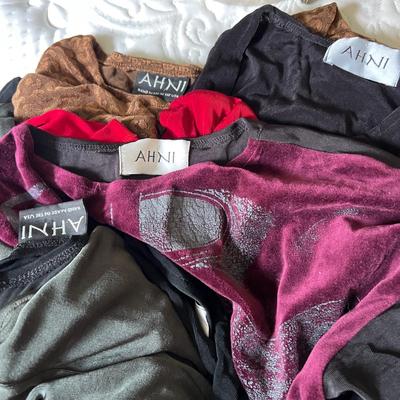 50+ Pc Lot Designer Ahni Women's Clothing Lot Sz. L-XL