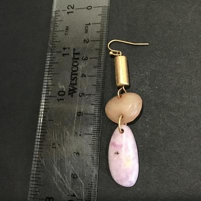 Stone dangle earrings