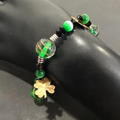 Vintage glass lucky charm green moon glow stretch bracelet