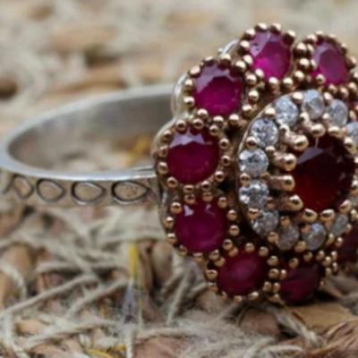 Vintage Ruby Ring