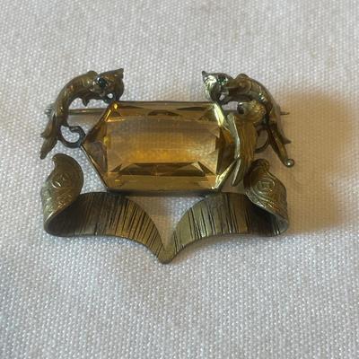 Vintage Asian theme pin with large Citrine stone