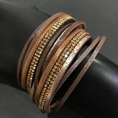 Very nice Multi-strap faux leather rhinestone magnetic bracelet