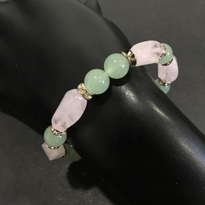 Rose quarts beaded stretch bracelet