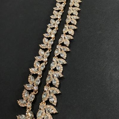 Gorgeous gold tone statement necklace