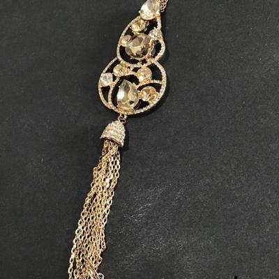 Beautiful gold toned statement necklace