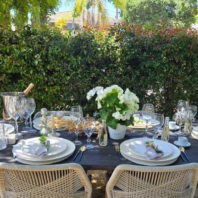 Sale Photo Thumbnail #38: Table and decor