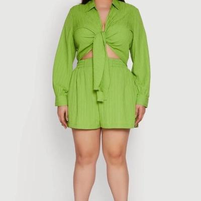 Plus Size Textured Knit Tie Front Crop Top - Green - 1X