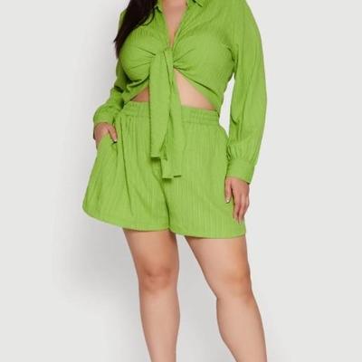 Plus Size Textured Knit Tie Front Crop Top - Green - 3X