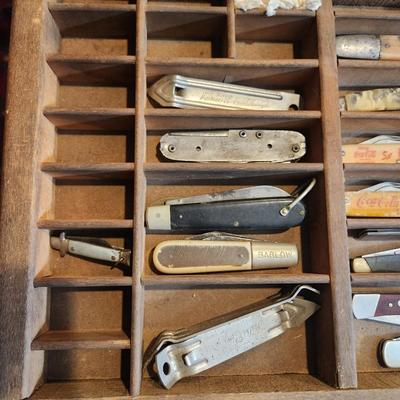 Lot Pocket Knives Bottle Can Openers in Shadow Box Printers Tray Coca-Cola, 7up, Buck , Swiss Army, Rheingold, Pabst, Falls City Beer