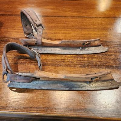 Antique Vintage Fa G.S. Ruiter Akkrum Dutch Netherlands Wooden Leather Ice Skates Cabin Decor