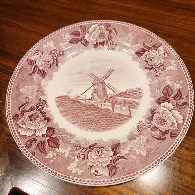 Old Windmill Nantucket Island Built 1746 Wedgwood Plate