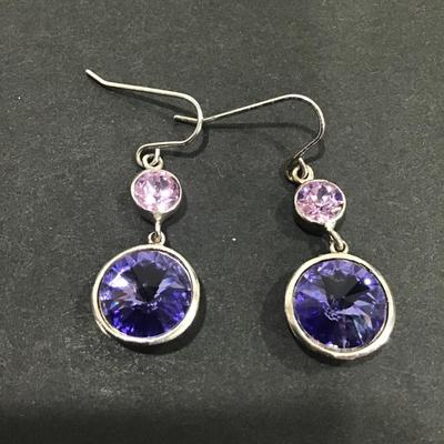 Very nice purple Rhinestone dangle earrings