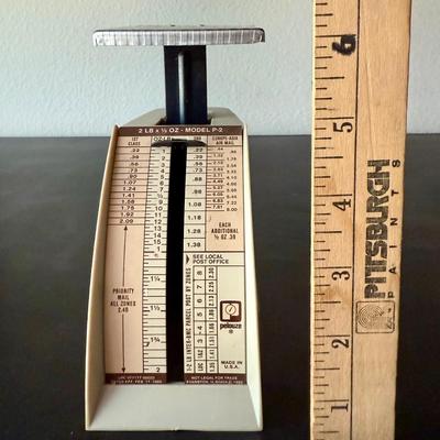 Sale Photo Thumbnail #555: 2-pound capacity, approx. 6" tall Good working con edition.