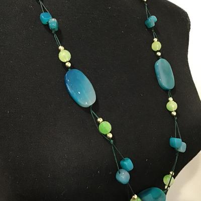 Beautiful blue agate light green stone beaded necklace