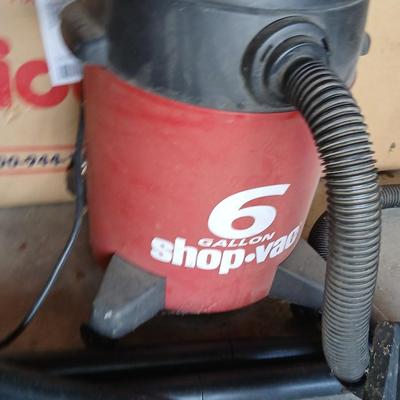 Shop-Vac 6 Gallon Wet/Dry Vacuum – 1.5 HP And Multi speed freestanding Fan
