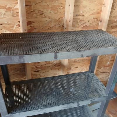 Garage Utility Lot – Shelving, Trash Bins & Storage