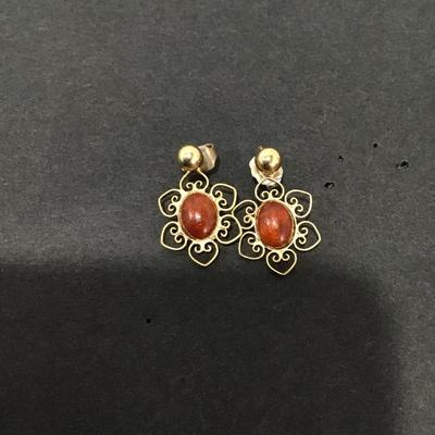 Vintage, gold, toned, inner changeable stud flower
