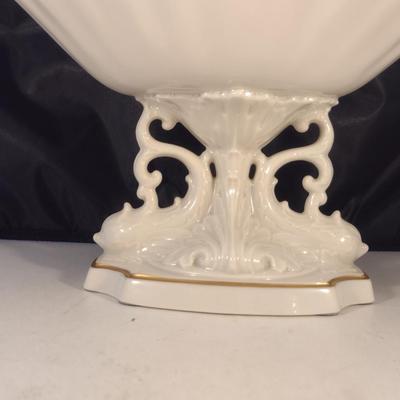 Lenox (USA) Dolphin Theme Pedestal Centerpiece Bowl- Approx 7" Tall
