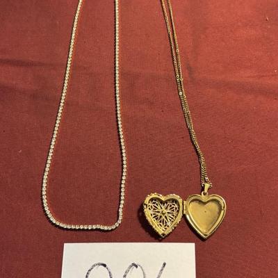 Necklace Lot