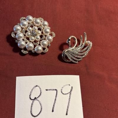 Brooch Lot