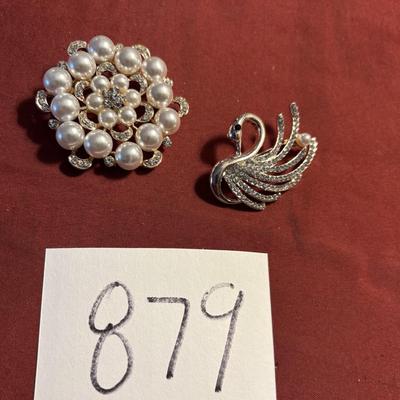 Brooch Lot