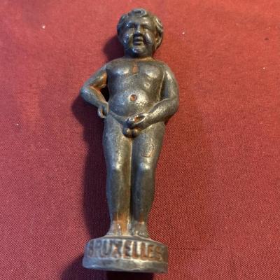 Vintage Bruxelles Metal Figure