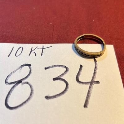 10 KT Gold Ring