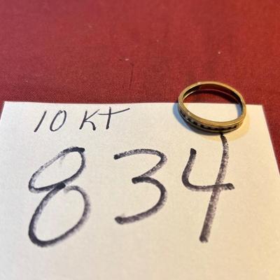 10 KT Gold Ring