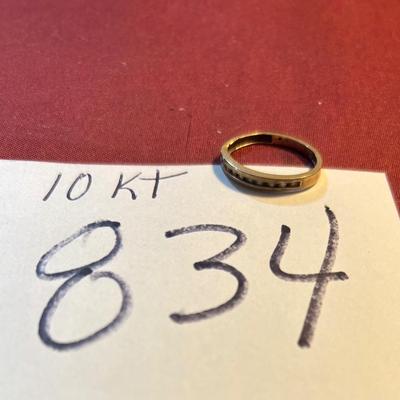 10 KT Gold Ring