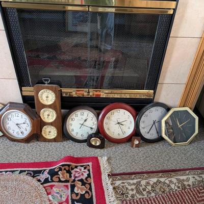 Sale Photo Thumbnail #50: Miscellaneous Clocks
