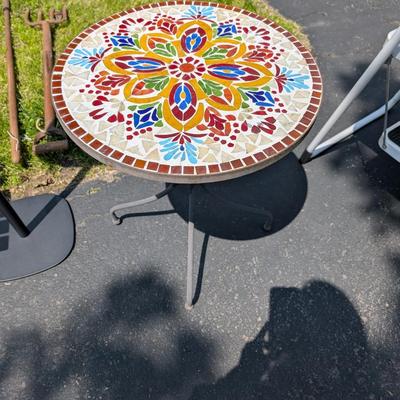 Sale Photo Thumbnail #52: Decorative patio table