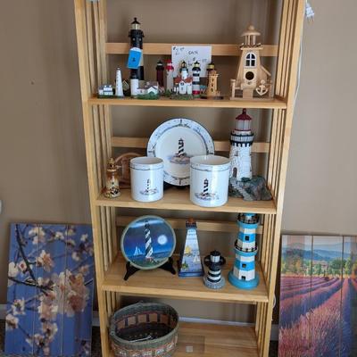 Sale Photo Thumbnail #57: Miscellaneous Lighthouses ranging from ceramic figures to decorative plates