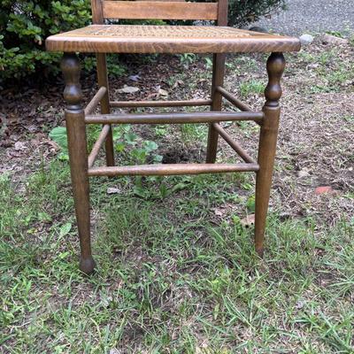 LOT 72: Vintage Chairs