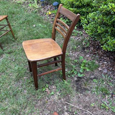 LOT 72: Vintage Chairs